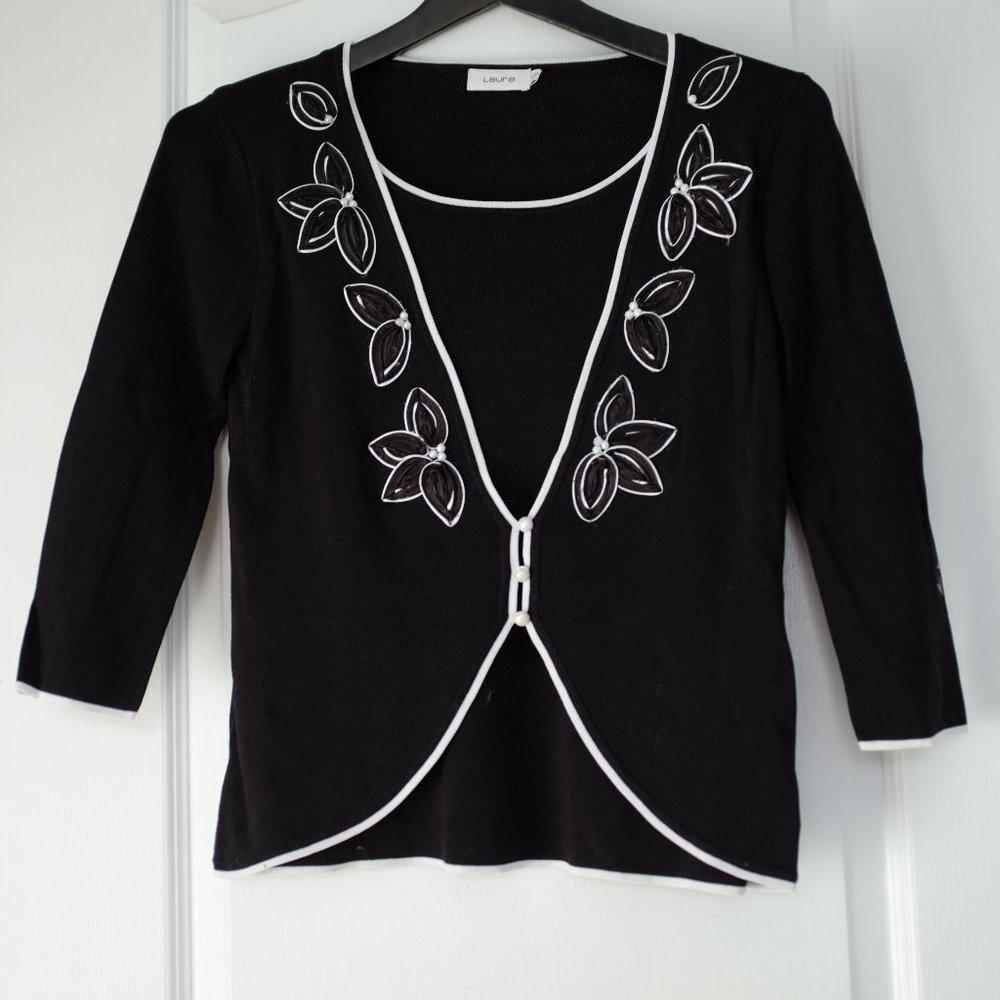 COPY - Laura floral elegant three quarter sleeves sweater S